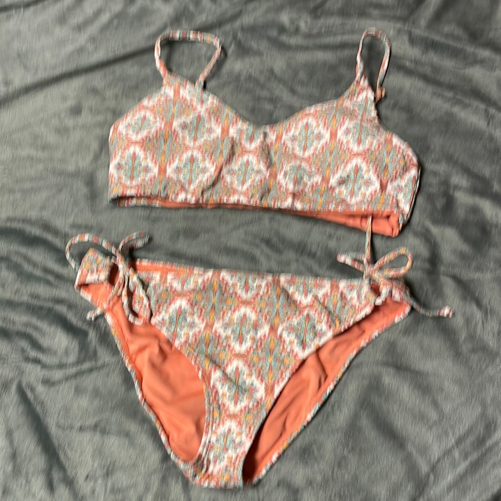 Donated - Picture 1 of 4